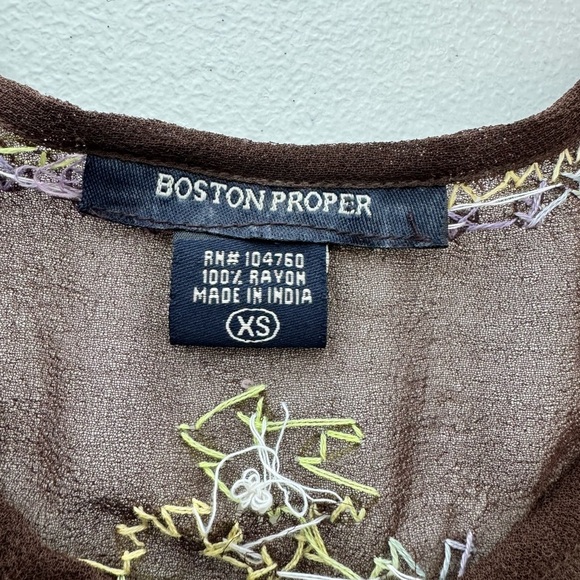 Boston Proper Embroidered Sequined Tunic 
Size XS - Picture 6 of 9